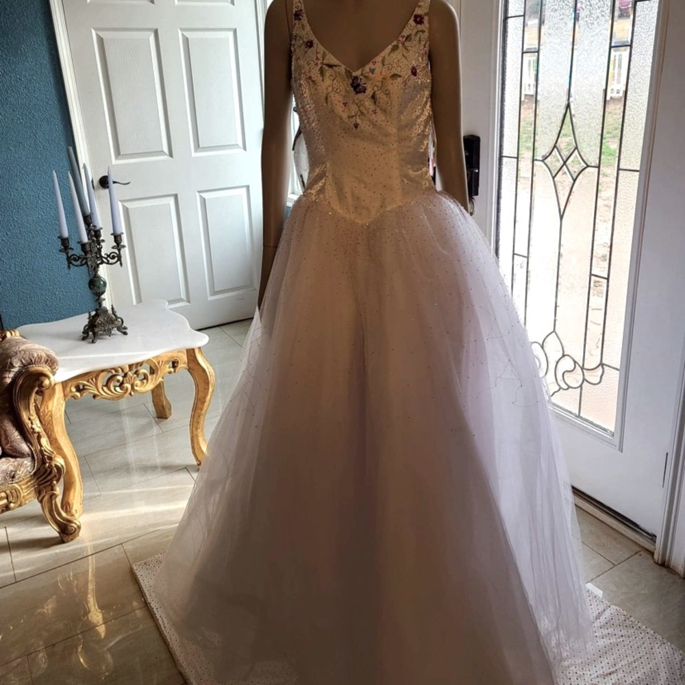 Xtreme dress white with crystals